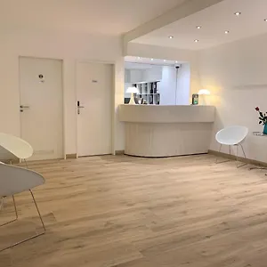 3* Otel Francais