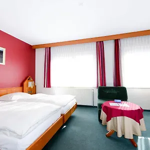 3* Otel Christophe Colomb